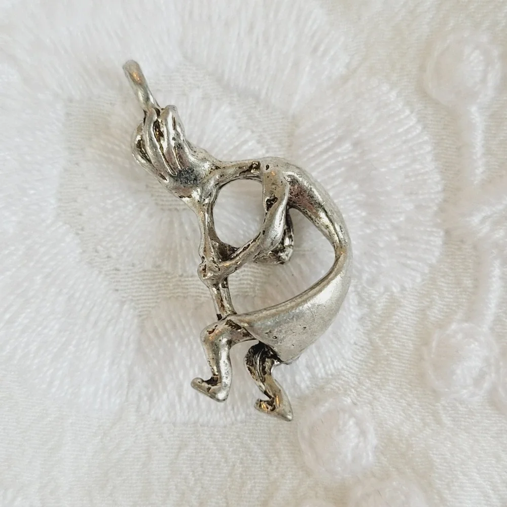 Kokopelli Pendant Silver Tone Southwestern Flute Player Music Tribal Boho 21469